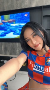 I could keep this on but i know you want me to take it off part 1