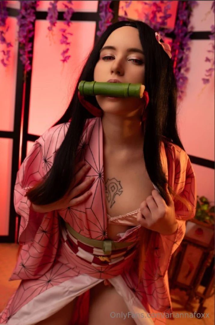 Subscription free vikacosplay this charming girl has a juicy ass and part 1 