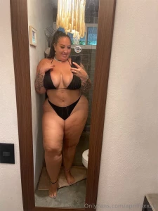 Front or back babe part 1