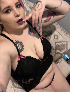 Gonna upload some old pics from a few months ago before i was posting