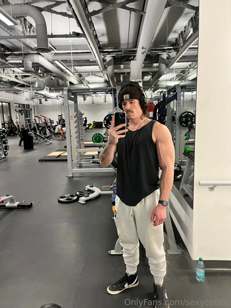 Can i flex on u for a second 