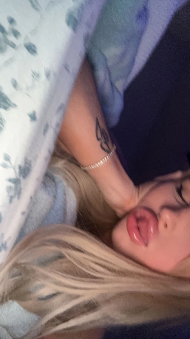 Im bored rn send me a message 