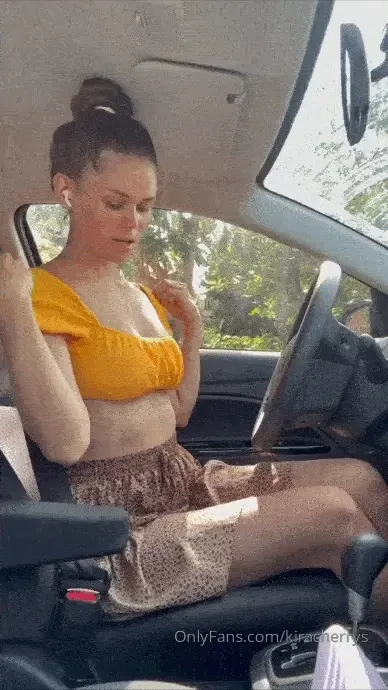 My favorite thing to do orgasm in the car part 1 