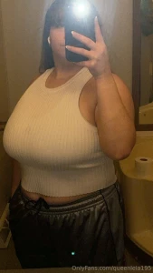 Queenleia195 part 1580392