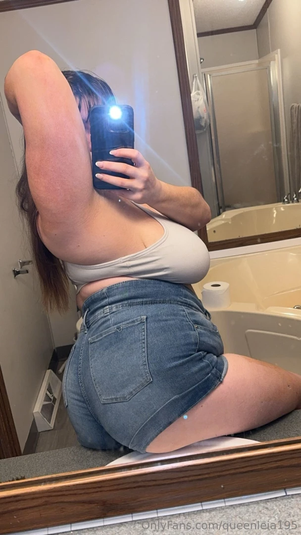 Queenleia195 part 333556 