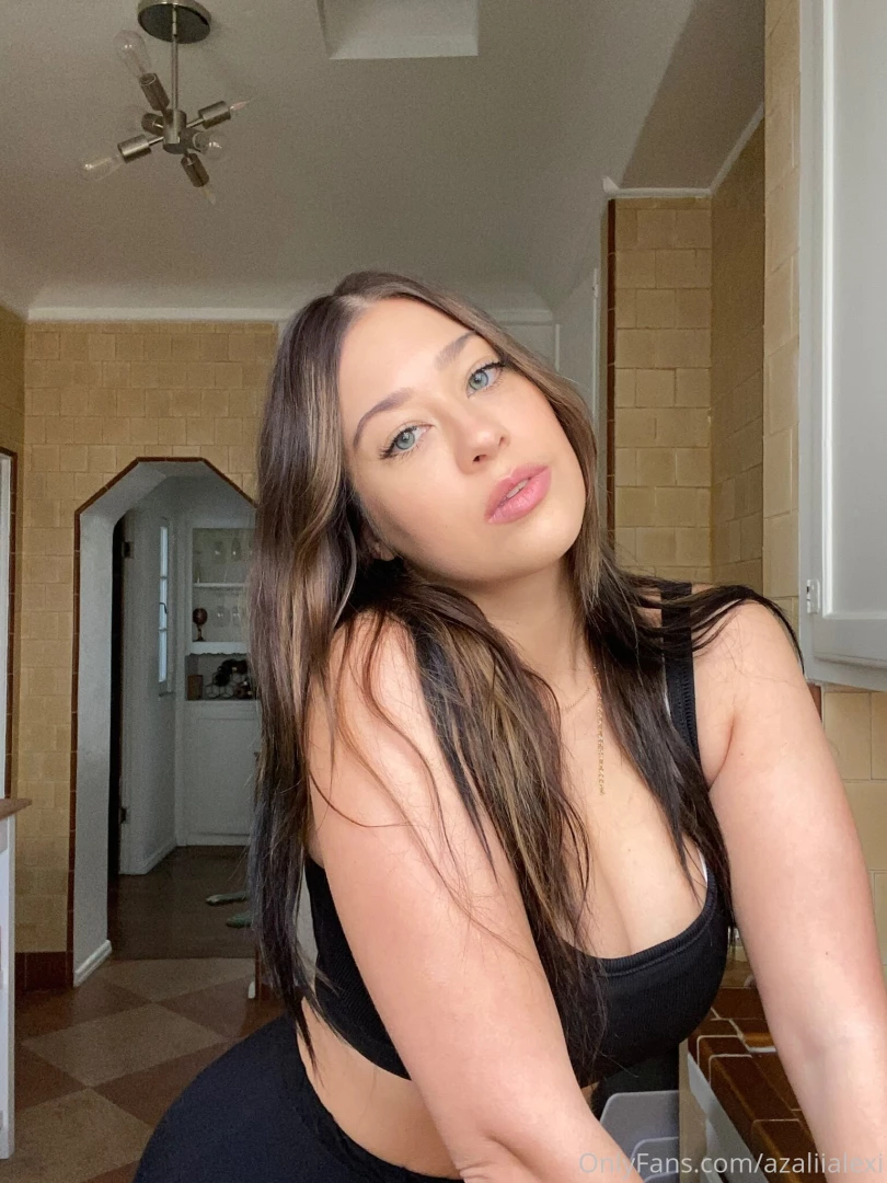 Taking pics rn tell me what you want to see hurry 