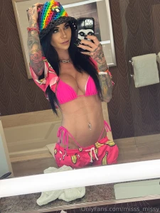 Fuuuckkk yeah it s summer