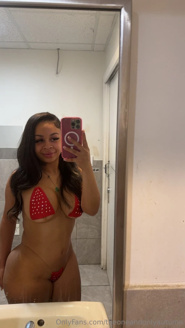 Https onlyfans com mialuvx join her free onlyfans 