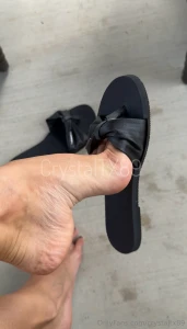 Oh so sexy new sexy black sandals dangle and drop showing off arches