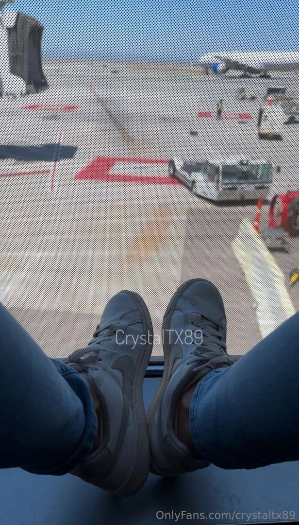 Sneaker adventures a few clips from my trip where i walked a lot part 1 