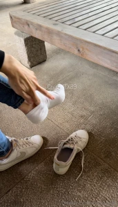 Sneaker adventures a few clips from my trip where i walked a lot part 3