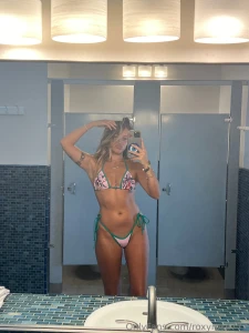 Happy thursday part 749