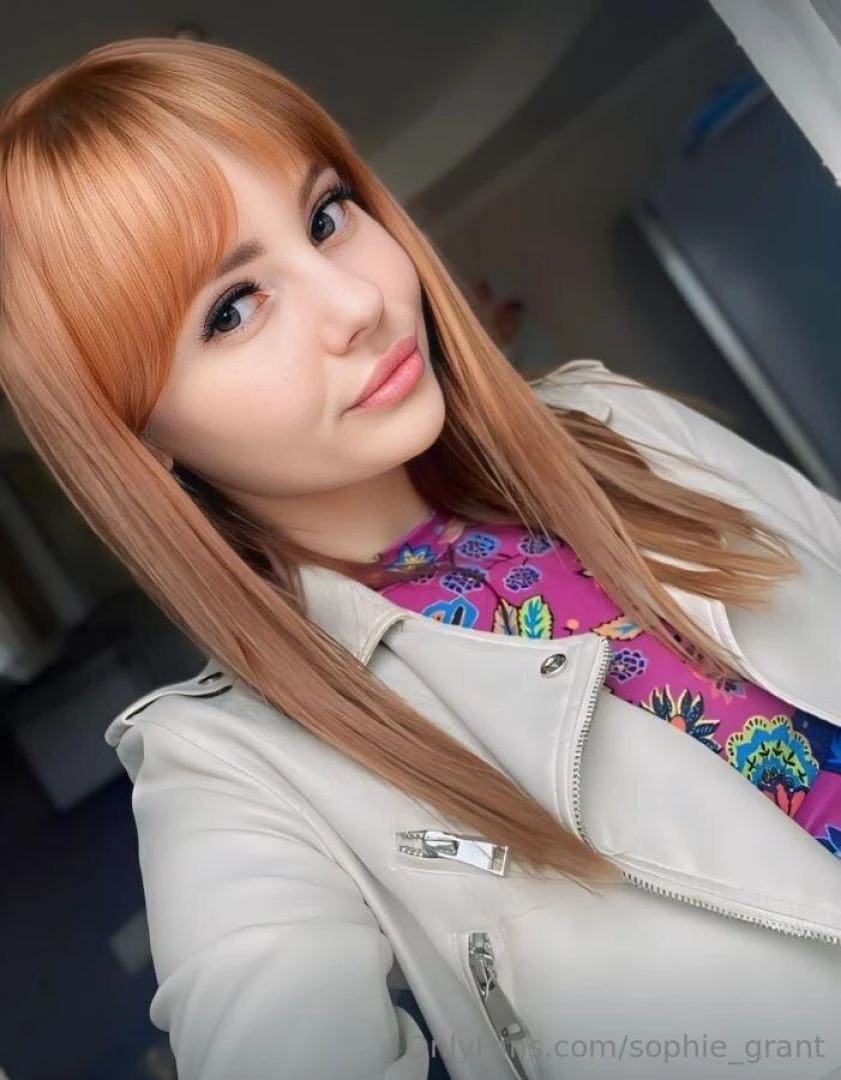 Redhead sweet_fox is feeling playful and wants to tease and please you part 28 