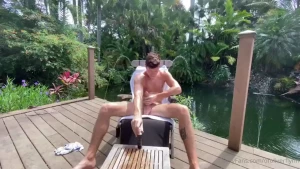 12 minute oiled-up nature solo by the pond i show it all