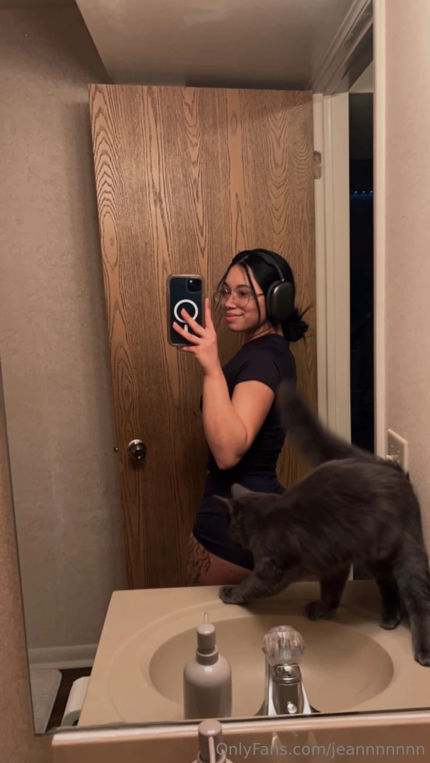 I put a gym in my basement so i can workout with my kitties part 2 