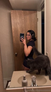 I put a gym in my basement so i can workout with my kitties part 2