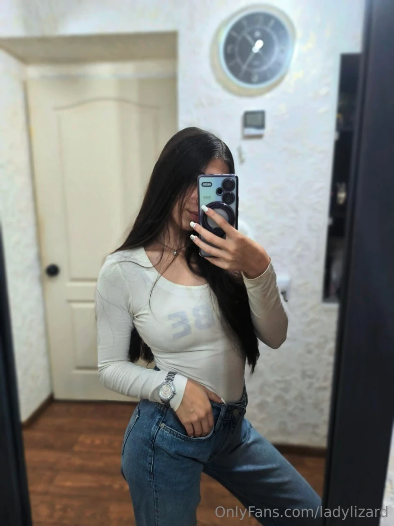 Mirror mirror on the wall who s the most irresistible of them all 