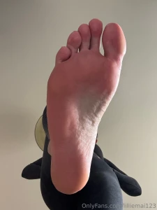 Lick it bitch part 1