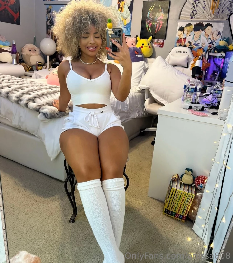 Anissa808 