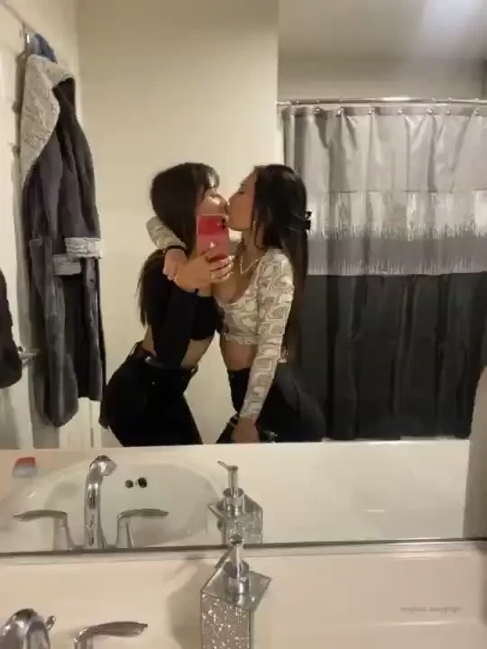 Comment what kind of g g u d wanna see in the future 