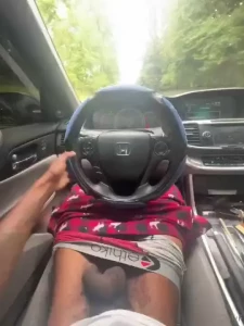 Driving wit my dick out