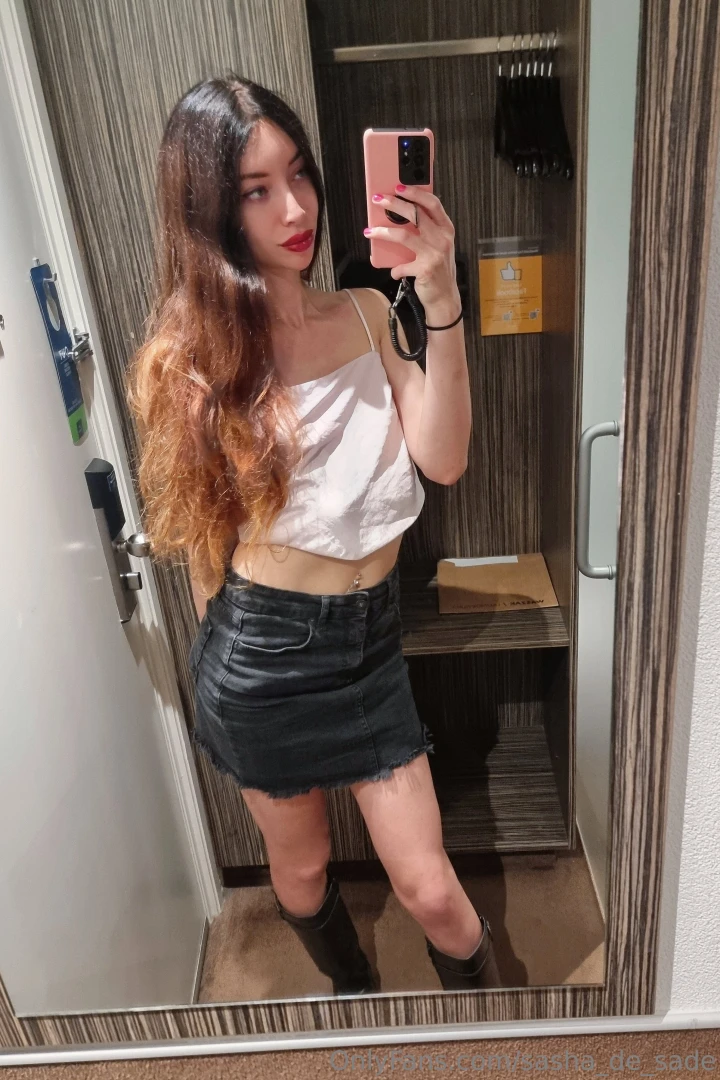 Please be honest daddy do i look slutty 