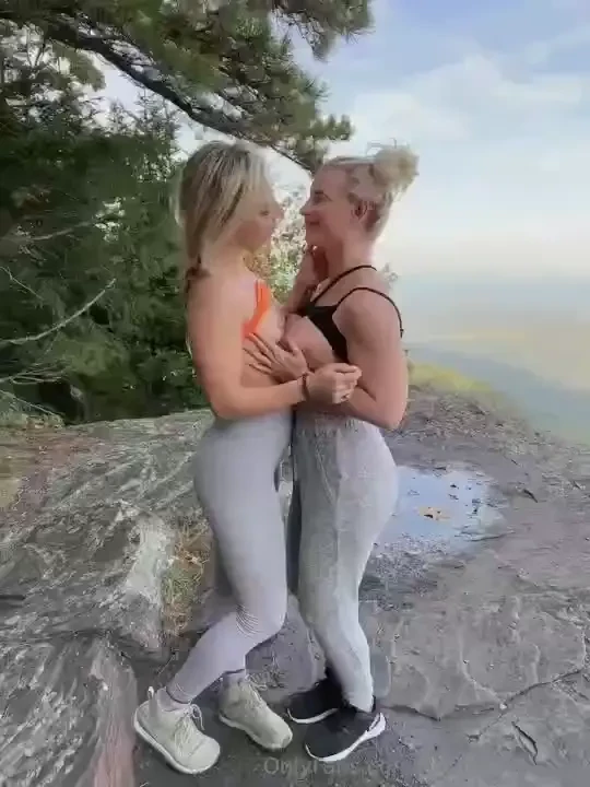 Flashing and kissing her for you cheerleaderkait 