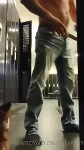 Feels good to be back at the gym flopping my cock around hopefully my