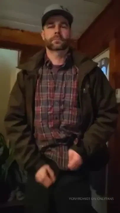 Anybody want to watch me go live i feel like draining my balls live 