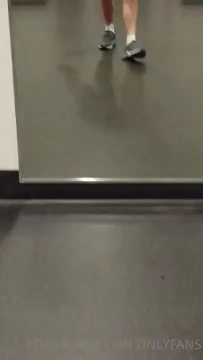 Todays gym bulge well less of a bulge and more of a dangle part 1 