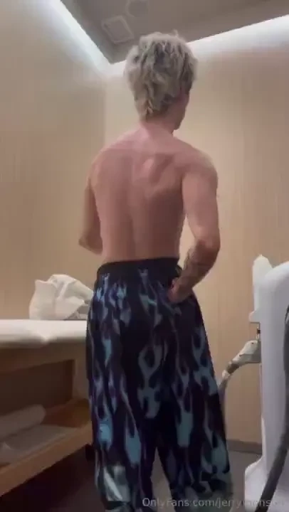 Today i went to the epilator and i wanted to record for you guys 