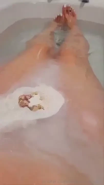 Wanna help me relax in the bath 
