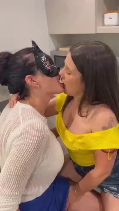 My first experience with a girl much younger than me tourist in tokio 