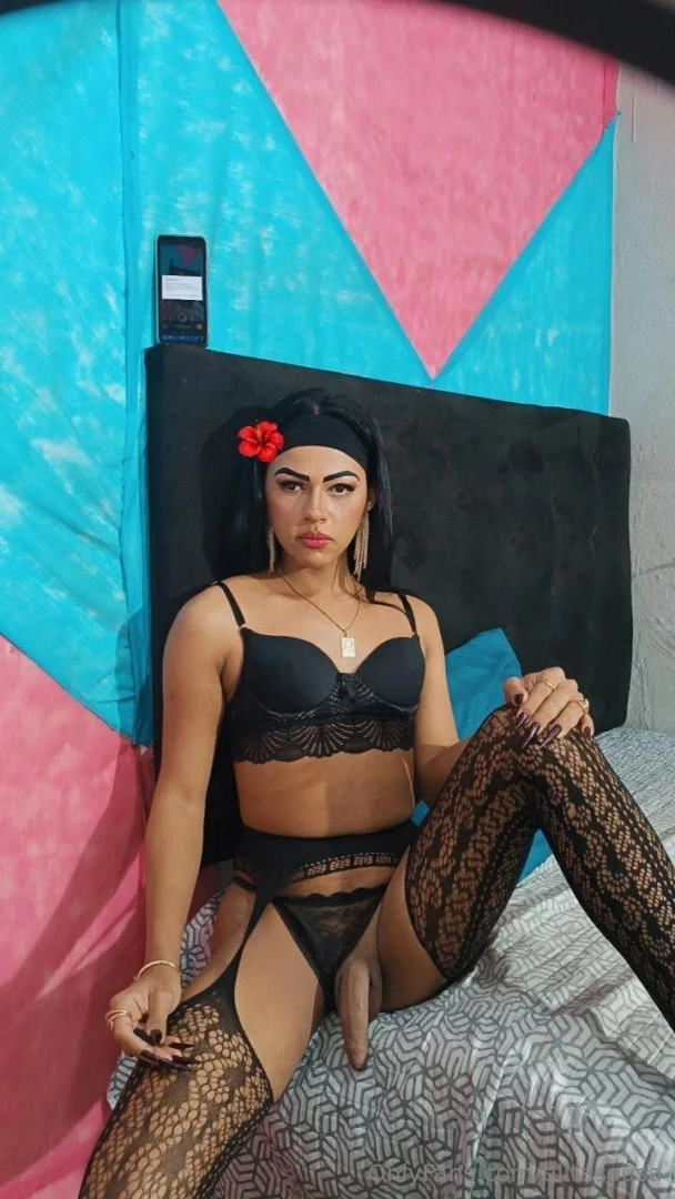 Follow my best friend my beautiful sister from brazil 