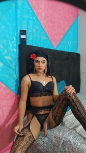 Follow my best friend my beautiful sister from brazil