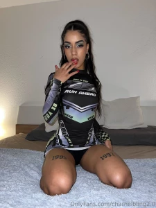 My new toy is so big i love how deep it goes into my thight pussy how