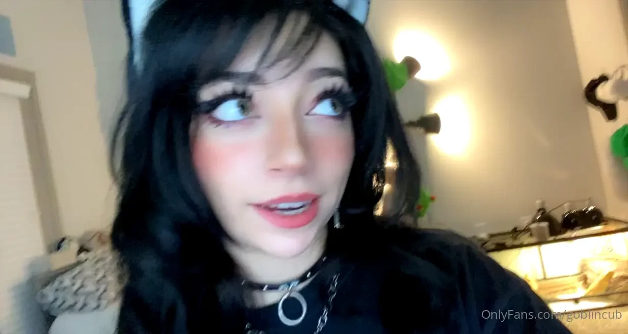 Rating your cock and gamer setup- 20 does the cock match the setup let 