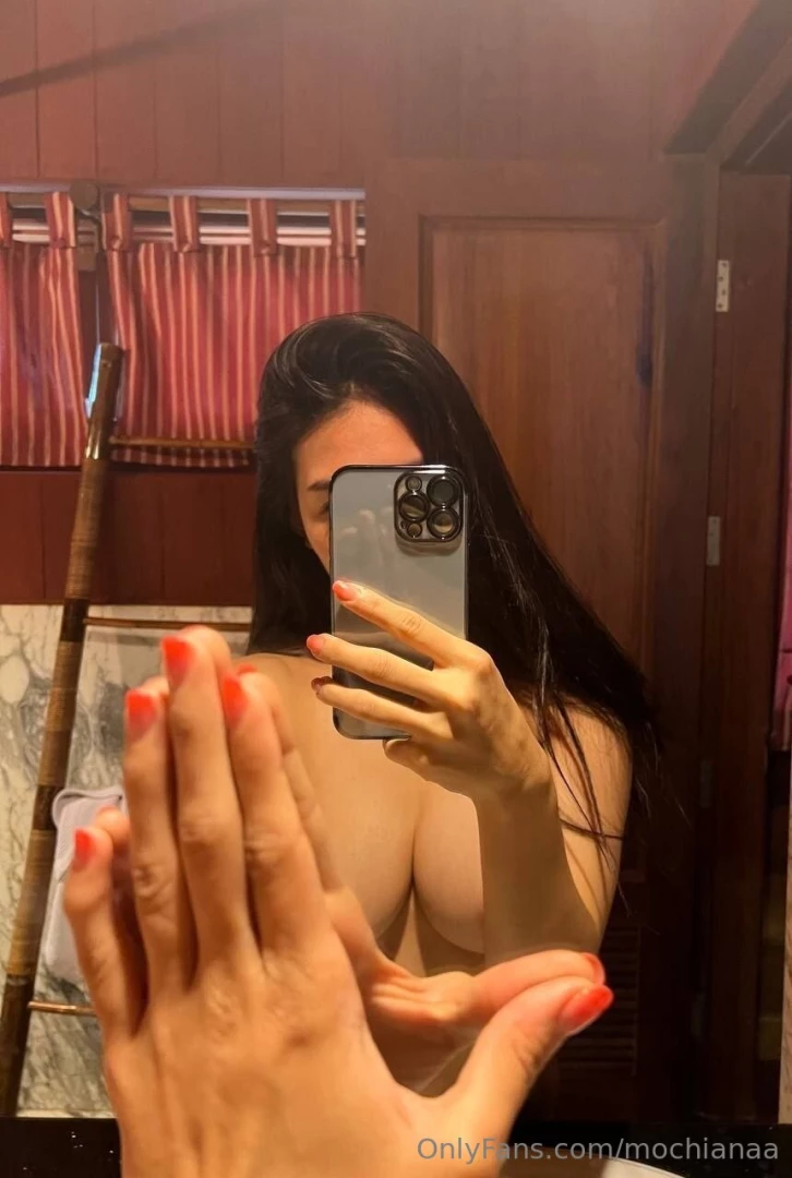 I m waiting for your messages on my dm s 