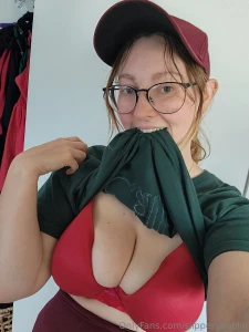 I m smuggling presents part 1