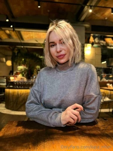 A cozy cafe or restaurant s