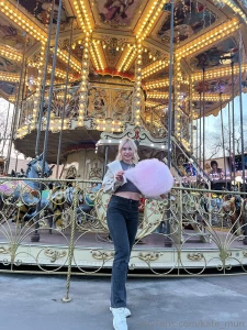 Do you like cotton candy it s like a big sweet cloud i like to walk in
