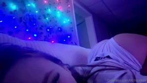 My favorite pose come get behind