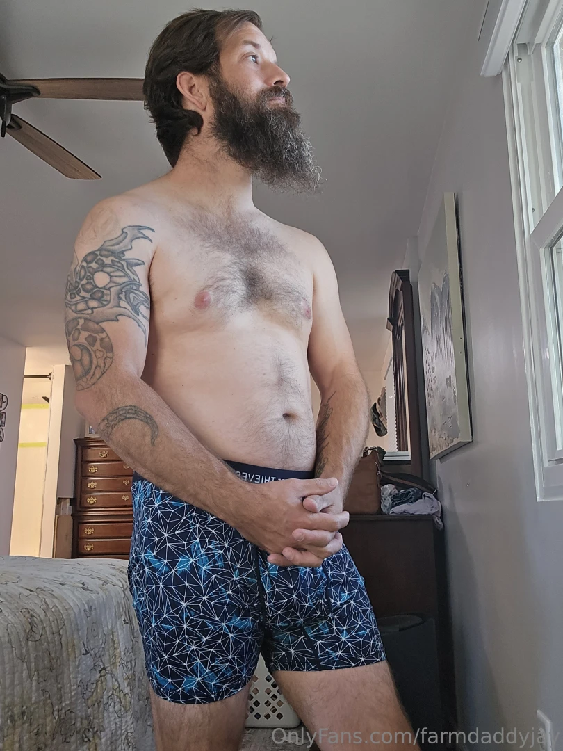 Waiting on my xxxmas gift to arrive 