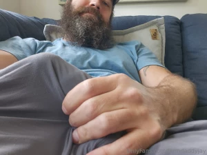 Has some more solo fun time on the couch for self care sunday plenty