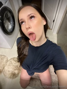 Finally 18 emilia_emilia_princess1 make free sub for first 15 this part 42