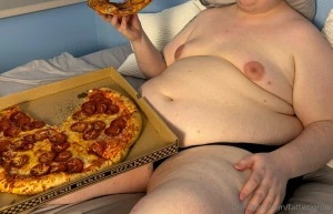 I swear this pizza makes me look skinny part 1