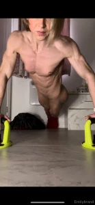 Happy sunday funday brand new vid full nude sexy ripped chest push up part 2