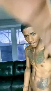 Bust me a nice nut this morning tip comment like go retweet my shit on