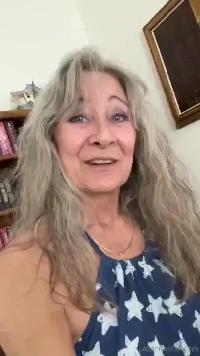 Happy monday part 2152 