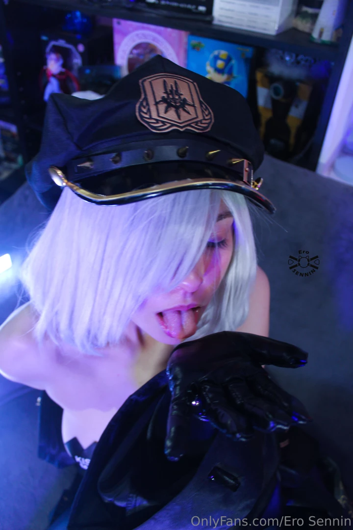 Que onda preciosotes les deje 2 videos bien mega delis jugando con el 